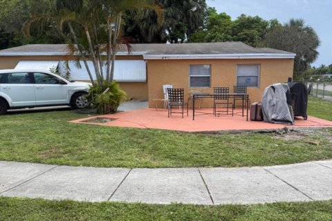 Villa ou maison à Fort Lauderdale, Floride 2 chambres, 120.87 m2 № 2189905