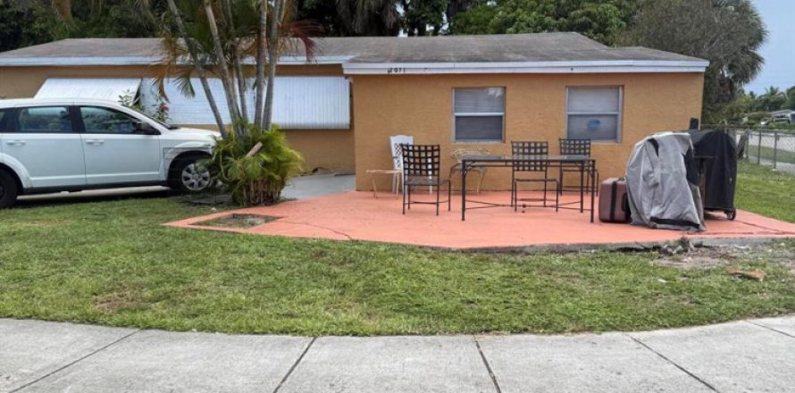 Villa ou maison à Fort Lauderdale, Floride 2 chambres, 120.87 m2 № 2189905