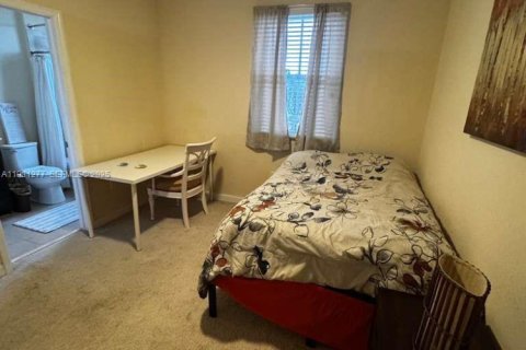 Снять в аренду таунхаус в Хомстед, Флорида 2 спальни, 119.84м2, № 1989842 - фото 14