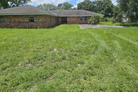 House in St. Lucie, Florida 5 bedrooms, 258.27 sq.m. № 1907988 - photo 7