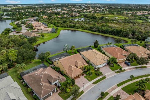 Villa ou maison à louer à Venice, Floride: 4 chambres, 344.11 m2 № 2434880 - photo 3