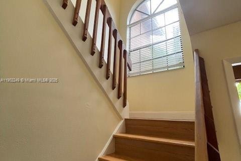 Townhouse in Pembroke Pines, Florida 3 bedrooms, 113.62 sq.m. № 1953747 - photo 6