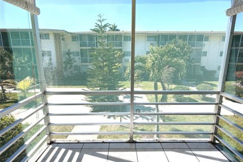 Купить кондоминиум в Майами, Флорида 1 спальня, 63.92м2, № 2049898 - фото 12