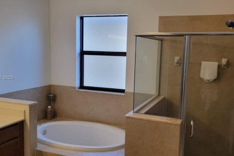 Casa en venta en Homestead, Florida, 4 dormitorios, 226.4 m2 № 1861768 - foto 29