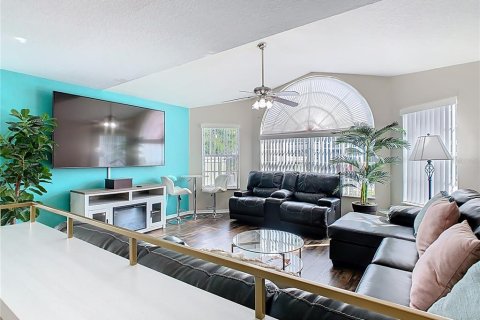Condominio en venta en Kissimmee, Florida, 4 dormitorios, 150.13 m2 № 1750226 - foto 7