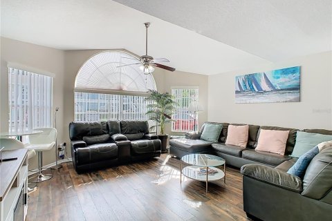 Condominio en venta en Kissimmee, Florida, 4 dormitorios, 150.13 m2 № 1750226 - foto 9