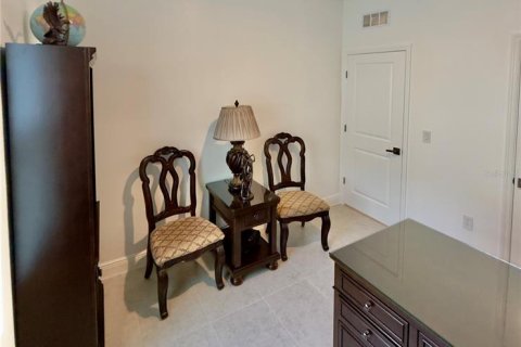 House in Minneola, Florida 4 bedrooms, 175.12 sq.m. № 2321639 - photo 19