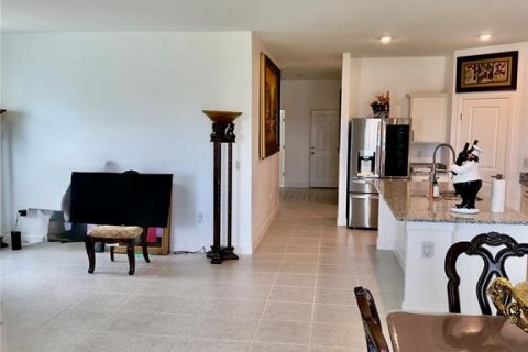House in Minneola, Florida 4 bedrooms, 175.12 sq.m. № 2321639 - photo 7