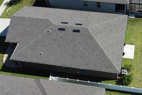 House in Minneola, Florida 4 bedrooms, 175.12 sq.m. № 2321639 - photo 30