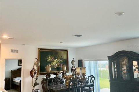 House in Minneola, Florida 4 bedrooms, 175.12 sq.m. № 2321639 - photo 8