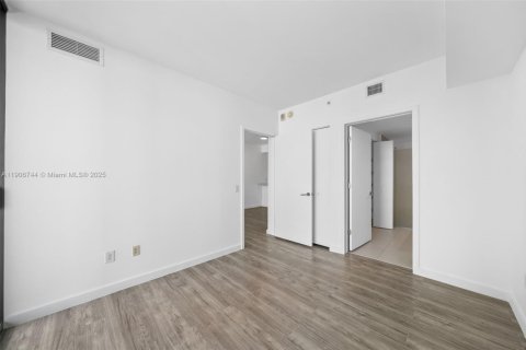 Copropriété à louer à Miami, Floride: 1 chambre, 57.79 m2 № 1963241 - photo 8