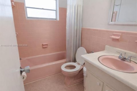 Condominio en venta en Hollywood, Florida, 1 dormitorio, 68.56 m2 № 1997475 - foto 5