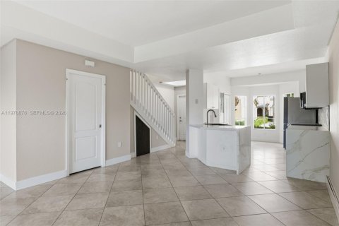 Купить таунхаус в Майами, Флорида 2 спальни, 117.15м2, № 2049531 - фото 12