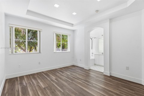 Купить таунхаус в Майами, Флорида 2 спальни, 117.15м2, № 2049531 - фото 19