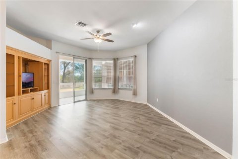 Villa ou maison à vendre à Lady Lake, Floride: 2 chambres, 142.79 m2 № 1578419 - photo 2