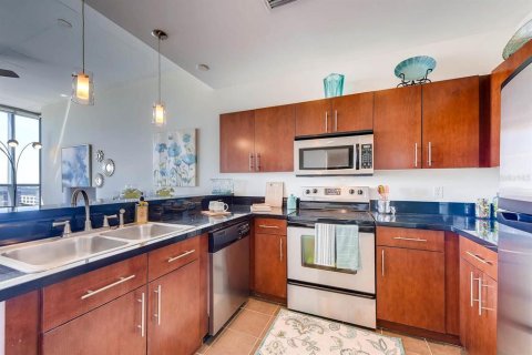 Condominio en alquiler en Orlando, Florida, 3 dormitorios, 136.01 m2 № 1837806 - foto 13