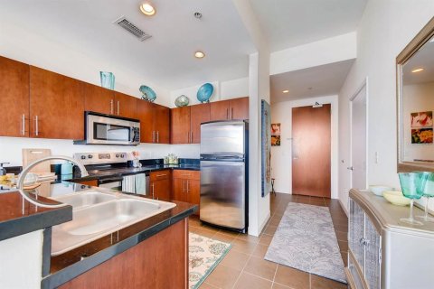 Condominio en alquiler en Orlando, Florida, 3 dormitorios, 136.01 m2 № 1837806 - foto 12