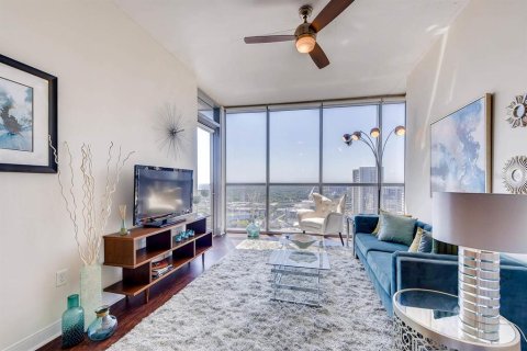 Condominio en alquiler en Orlando, Florida, 3 dormitorios, 136.01 m2 № 1837806 - foto 8