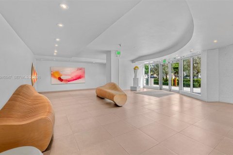 Copropriété à louer à North Bay Village, Floride: 2 chambres № 2001253 - photo 27