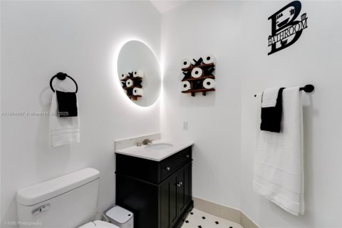 Villa ou maison à vendre à Miramar, Floride: 4 chambres, 316.52 m2 № 1946131 - photo 27