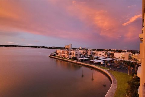 Condominio en venta en South Pasadena, Florida, 2 dormitorios, 124.95 m2 № 1556519 - foto 5