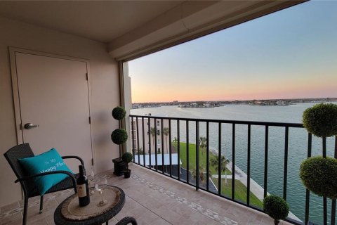 Condominio en venta en South Pasadena, Florida, 2 dormitorios, 124.95 m2 № 1556519 - foto 12