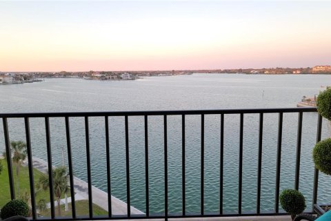 Condominio en venta en South Pasadena, Florida, 2 dormitorios, 124.95 m2 № 1556519 - foto 19