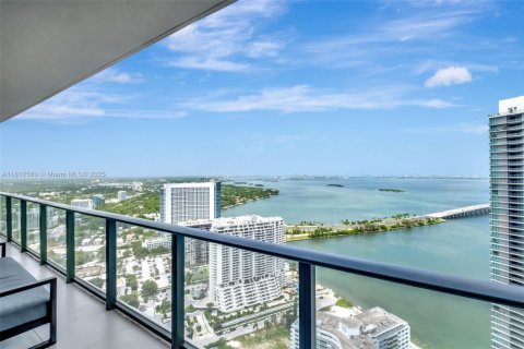 Condominio en venta en Miami, Florida, 3 dormitorios, 186.45 m2 № 1760860 - foto 15