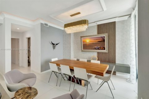 Condominio en venta en Miami, Florida, 3 dormitorios, 186.45 m2 № 1760860 - foto 26