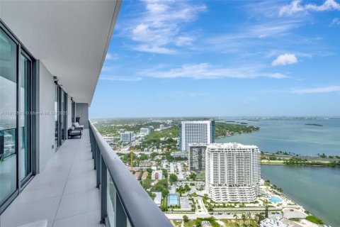 Condominio en venta en Miami, Florida, 3 dormitorios, 186.45 m2 № 1760860 - foto 13