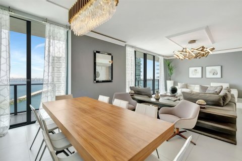 Condominio en venta en Miami, Florida, 3 dormitorios, 186.45 m2 № 1760860 - foto 29