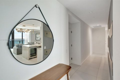 Condominio en venta en Miami, Florida, 3 dormitorios, 186.45 m2 № 1760860 - foto 17
