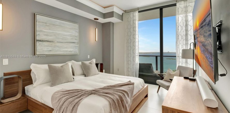 Condominio en Miami, Florida, 3 dormitorios № 1760860