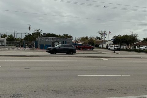 Купить коммерческую недвижимость в Суитуотер, Флорида № 2005693 - фото 6