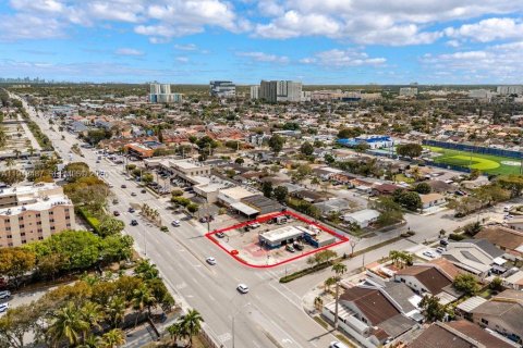 Купить коммерческую недвижимость в Суитуотер, Флорида № 2005693 - фото 13