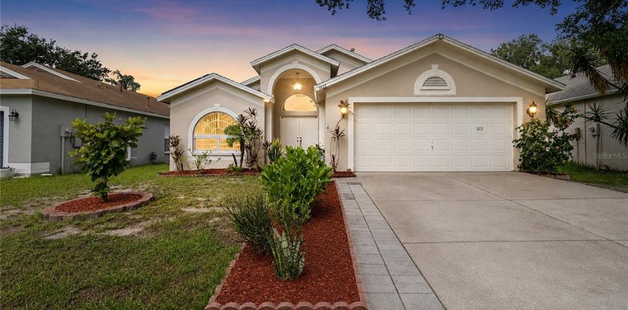 Villa ou maison à Brandon, Floride 3 chambres, 172.61 m2 № 2289521