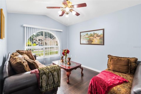 Villa ou maison à vendre à Brandon, Floride: 3 chambres, 172.61 m2 № 2289521 - photo 7