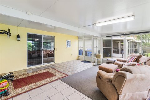 Villa ou maison à vendre à Brandon, Floride: 3 chambres, 172.61 m2 № 2289521 - photo 29