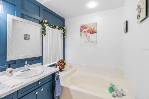 Villa ou maison à vendre à Brandon, Floride: 3 chambres, 172.61 m2 № 2289521 - photo 19