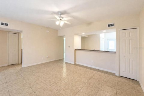 Apartment in Punta Gorda, Florida 2 bedrooms, 95.88 sq.m. № 2394397 - photo 2