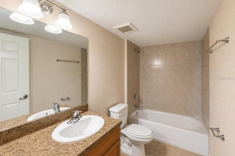 Apartment in Punta Gorda, Florida 2 bedrooms, 95.88 sq.m. № 2394397 - photo 11