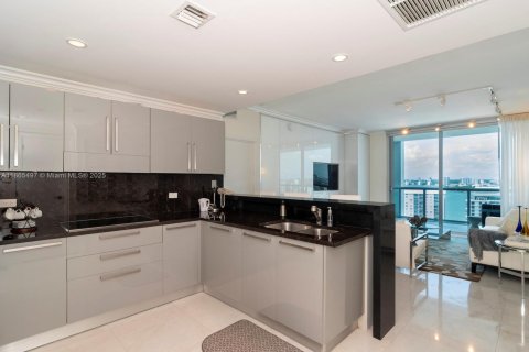 Copropriété à vendre à Miami Beach, Floride: 2 chambres, 96.15 m2 № 1892982 - photo 7