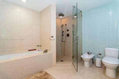 Copropriété à vendre à Miami Beach, Floride: 2 chambres, 96.15 m2 № 1892982 - photo 15