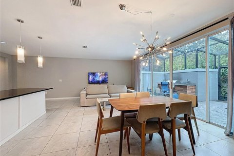 Adosado en venta en Kissimmee, Florida, 4 dormitorios, 162.76 m2 № 2094906 - foto 8