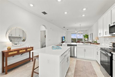 Copropriété à vendre à Punta Gorda, Floride: 2 chambres, 110.93 m2 № 2388295 - photo 11