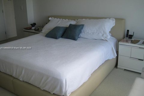 Condo in Key Biscayne, Florida, 2 bedrooms  № 2035398 - photo 13