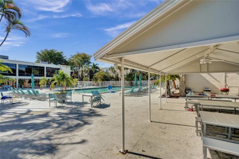 Condo in Aventura, Florida, 3 bedrooms  № 1776230 - photo 18
