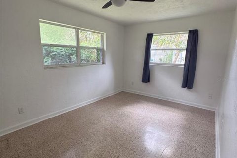 Villa ou maison à vendre à Gainesville, Floride: 4 chambres, 145.3 m2 № 1827924 - photo 15
