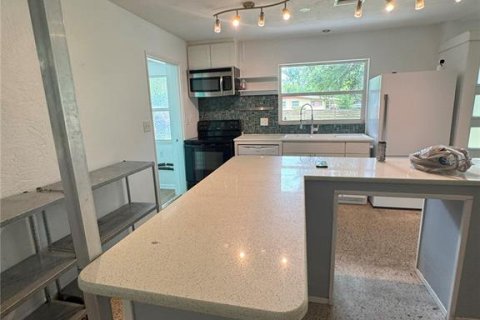 Villa ou maison à vendre à Gainesville, Floride: 4 chambres, 145.3 m2 № 1827924 - photo 3