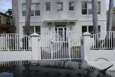 Condominio en alquiler en Miami Beach, Florida, 1 dormitorio, 51.1 m2 № 1770686 - foto 15